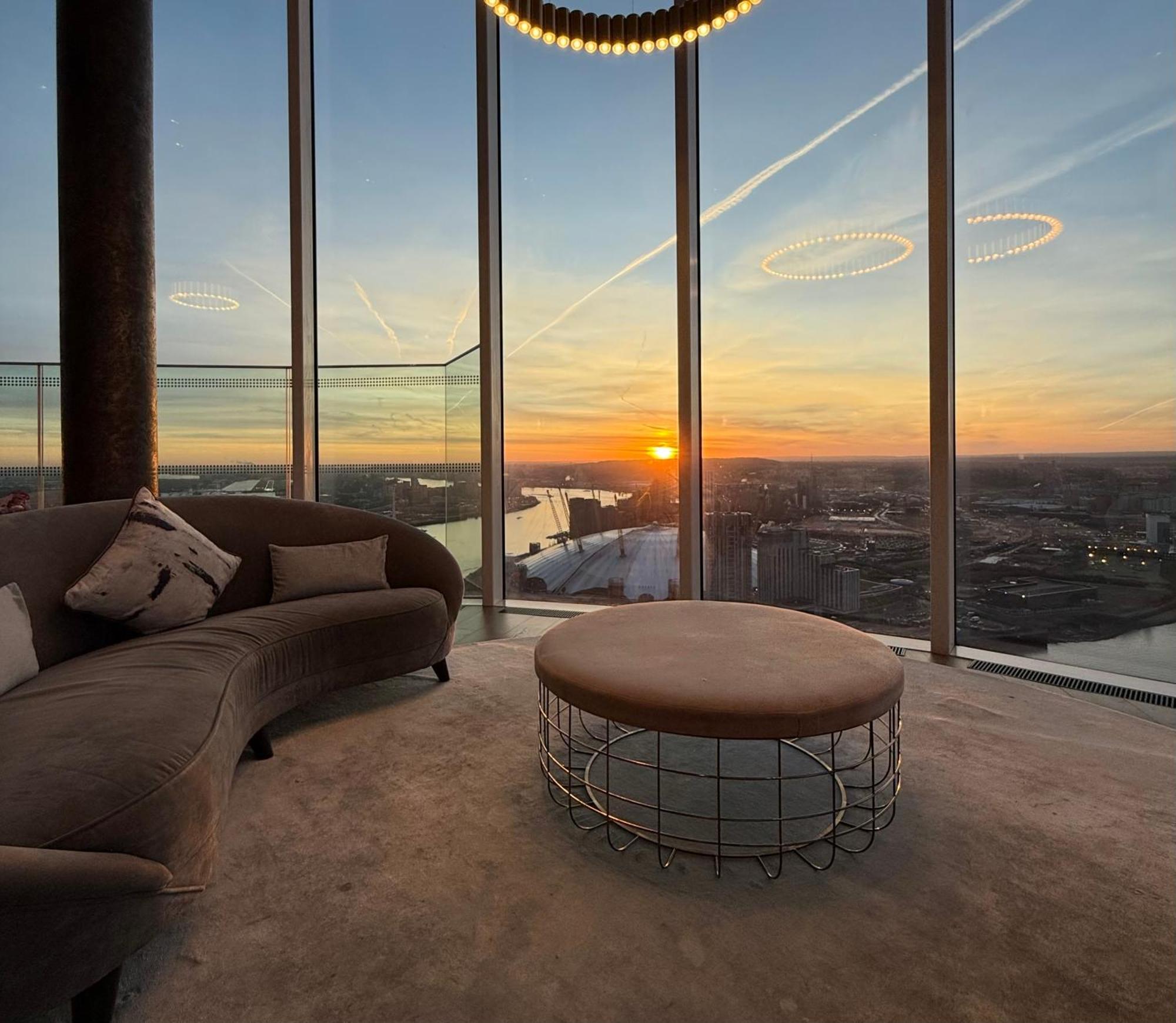 Luxury Modern 2 Bed Flat With Balcony And City View - Canary Wharf City Center London Exteriör bild